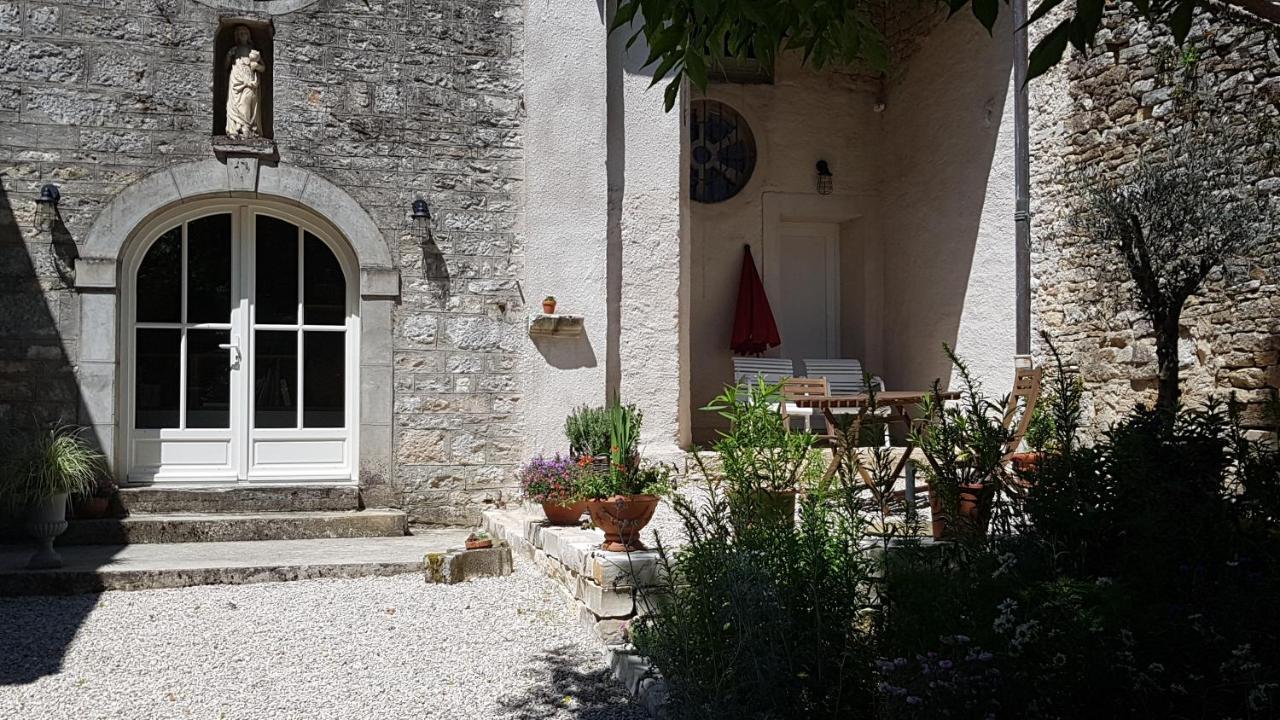 Le Clos - La Chapelle Lombard  Exteriér fotografie